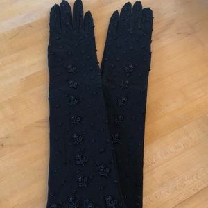 Evening gloves, black, beaded, stretchy. Never worn.